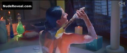 KAREENA KAPOOR nude in Bewafaa