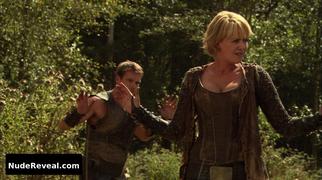 AMANDA TAPPING nude in Stargate SG-1