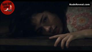 HAZAR ERGUCLU nude in Sakli