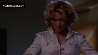 KELLY CARLSON nude in Nip/Tuck