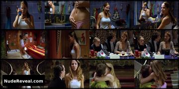 ELSA PATAKY nude in Noche De Reyes