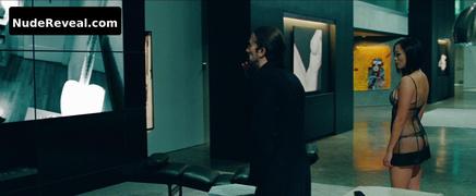 POM KLEMENTIEFF nude in Oldboy