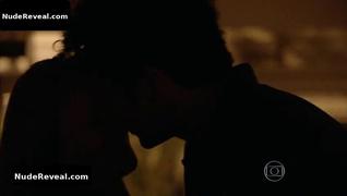 CAROLINE ABRAS nude in Felizes para Sempre?