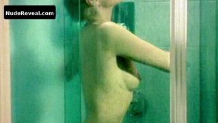 GLORIA GUIDA nude in La liceale seduce i professori