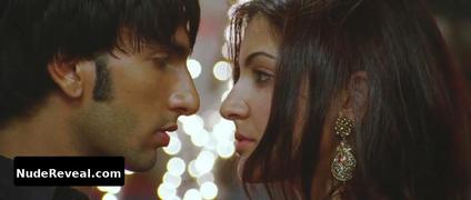 ANUSHKA SHARMA nude in Band Baaja Baarat
