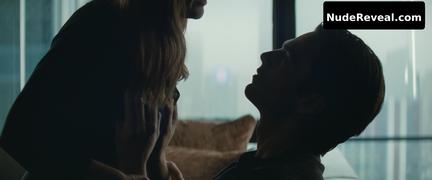 JULIANNE MOORE nude in Sharper