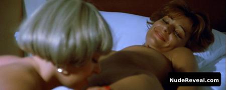 LINA ROMAY nude in La Mansion De Los Muertos Vivientes