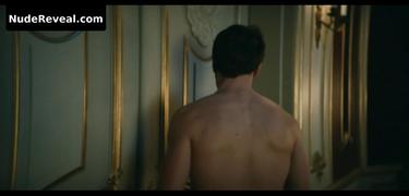 DOMINIQUE DEVENPORT nude in Sisi