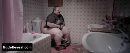 ITZIAR CASTRO nude in Skins