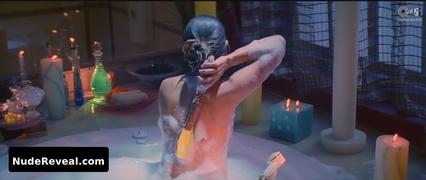 KAREENA KAPOOR nude in Bewafaa