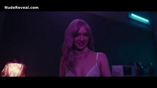 OKSANA AKINSHINA nude in Za slova otvechayu