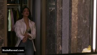 SHRUTI HAASAN nude in Bestseller