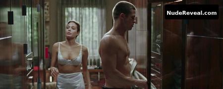 ANGELINA JOLIE nude in Mr. & Mrs. Smith