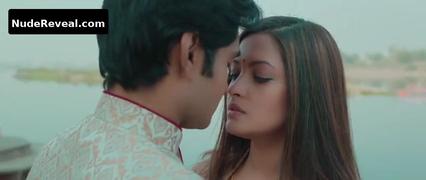 RIYA SEN nude in Pati Patni Aur Woh