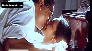RANI MUKERJI nude in Kabhi Alvida Naa Kehna