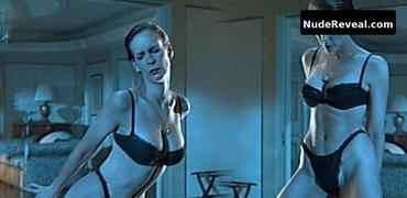 JAMIE LEE CURTIS nude in True Lies