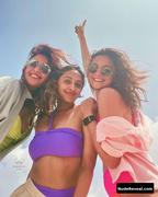 ALIA BHATT nude in Alia Bhatt