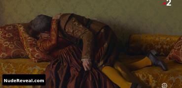LIZZIE BROCHERE nude in Filles Du Feu
