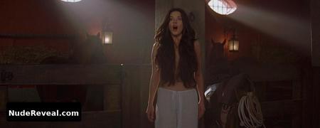 CATHERINE ZETA-JONES nude in The Mask of Zorro