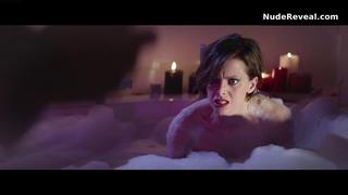 MACARENA GOMEZ nude in Vibraciones