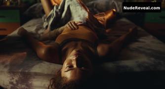 ZENDAYA nude in Euphoria