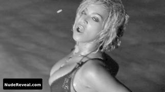 BEYONCE KNOWLES nude in Drunk in Love