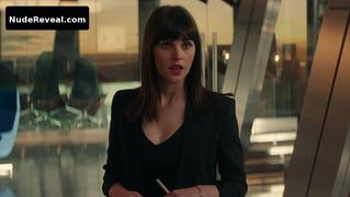 FELICITY JONES nude in The Amazing Spider-Man 2