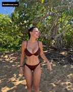 DAFNE KEEN nude in Selva Peru