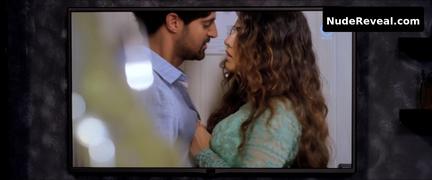 SUNNY LEONE nude in One Night Stand