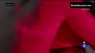 ANNA CASTILLO nude in Estoy Vivo