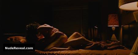 AUTUMN REESER nude in The Big Bang