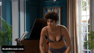 FILIPA NASCIMENTO nude in A Promessa