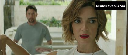 CLARA LAGO nude in Books & Drinks