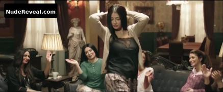 GHADA ABDEL RAZEK nude in Elli Ekhtasho Mato
