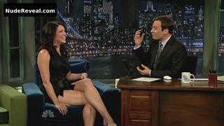 LAUREN GRAHAM nude in Late Night with Jimmy Fallon