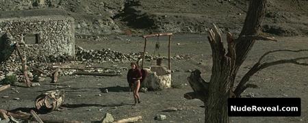 RAQUEL WELCH nude in Hannie Caulder