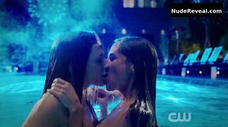 BRIDGET REGAN nude in Jane the Virgin