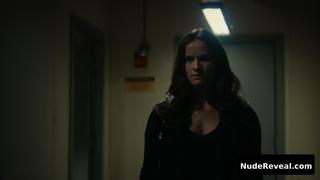 KELLY OVERTON nude in Van Helsing