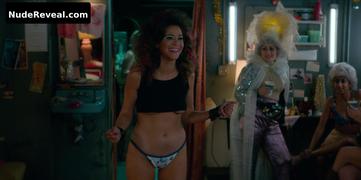 JACKIE TOHN nude in GLOW