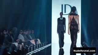 LAUREN DE GRAAF nude in La Maison