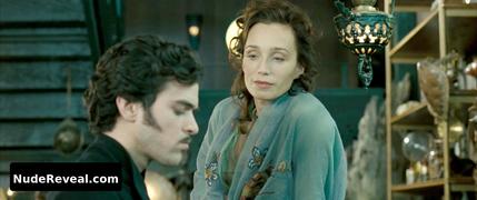 KRISTIN SCOTT THOMAS nude in Arsene Lupin