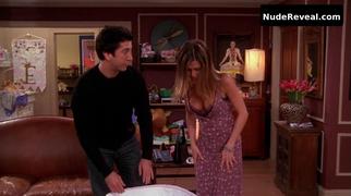JENNIFER ANISTON nude in Friends