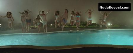 NATALIE PORTMAN nude in Garden State
