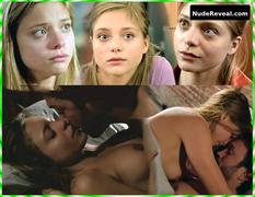 LIZZIE BROCHERE nude in Avec le temps...