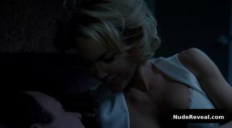 KELLY CARLSON nude in Nip/Tuck