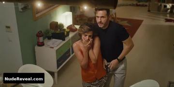 MACARENA GOMEZ nude in Amor En Polvo