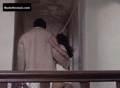 NATALIE WOOD nude in Bob & Carol & Ted & Alice