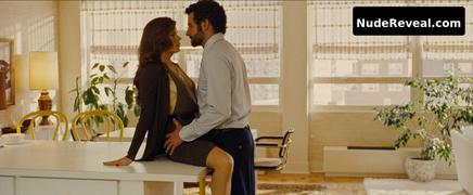 AMY ADAMS nude in American Hustle