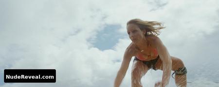 HELEN HUNT nude in Soul Surfer