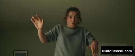 FLORENCE PUGH nude in A Good Person